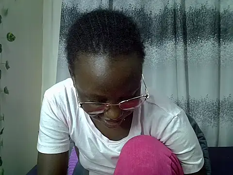 Ebony_Bree stripchat live cam model