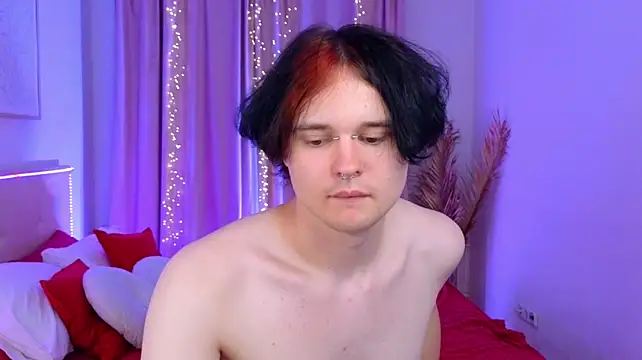 Gothic_Tom_ stripchat live cam model