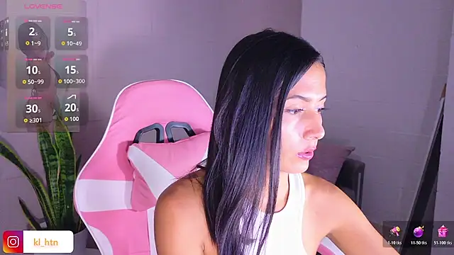your_khloe1 stripchat live cam model