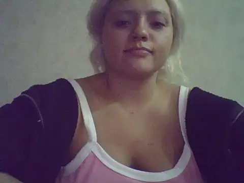 _Mathilda_ stripchat live cam model