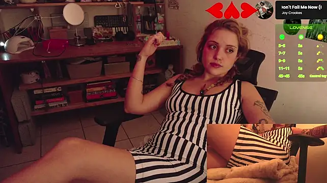 BabyBae stripchat live cam model