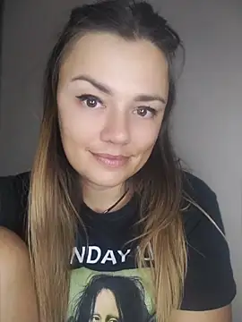 KrissSexi stripchat live cam model