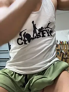 Paul22cm- stripchat live cam model