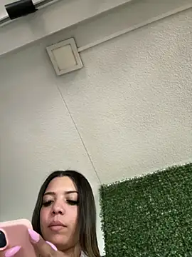 AdaPink_ stripchat live cam model