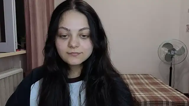 _Mikky_lil_ stripchat live cam model