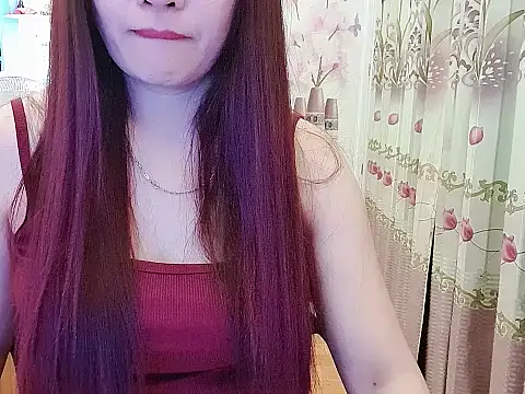 Miuu99 stripchat live cam model