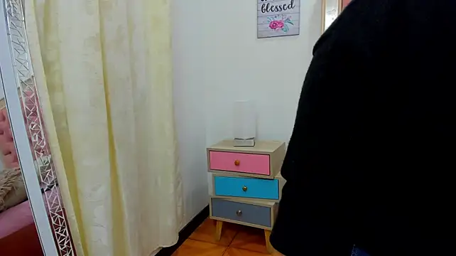 AnnaCarrassco stripchat live cam model