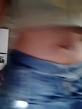 TrucBaby stripchat live cam model