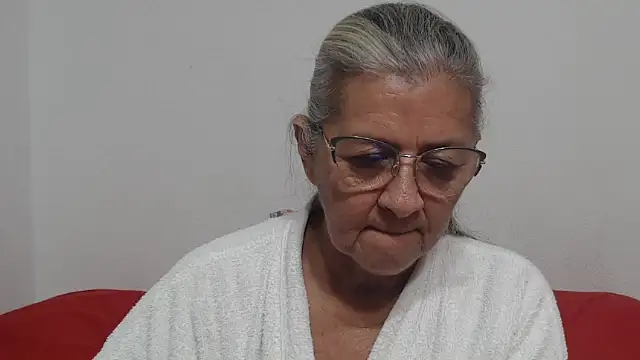 candy_mature_ stripchat live cam model
