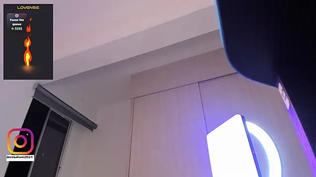 DerekOlsen stripchat live cam model