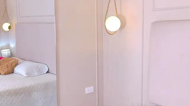 LanaRozz stripchat live cam model