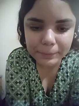 Cliaclara stripchat live cam model