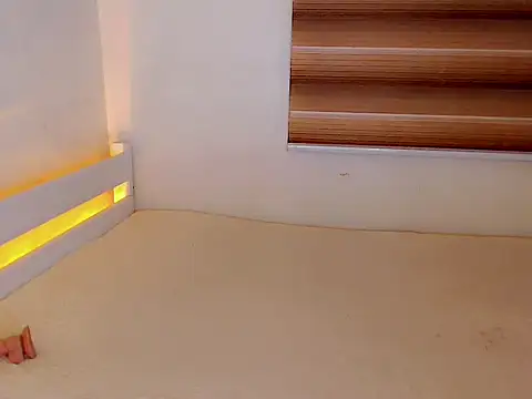 Urdeliciousness stripchat live cam model