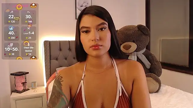 Nicols66 stripchat live cam model