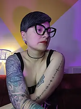 kat_paradise stripchat live cam model