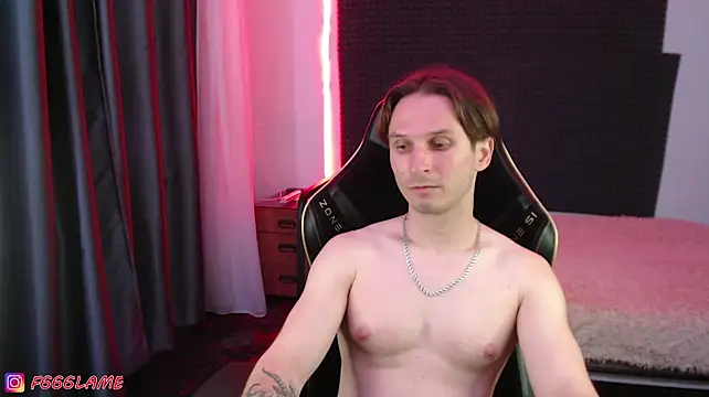 F666LAME stripchat live cam model
