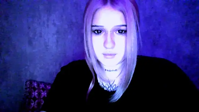 Rapunzel_777 stripchat live cam model