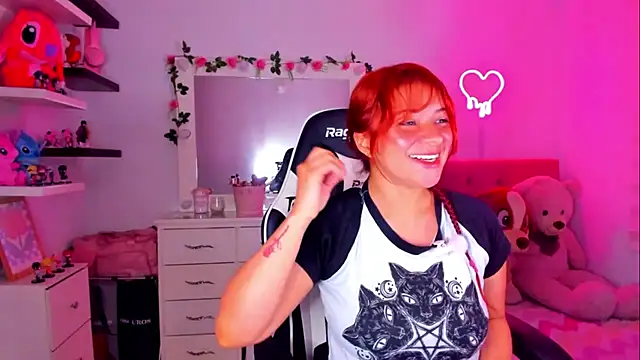 Vannessa__Shy stripchat live cam model