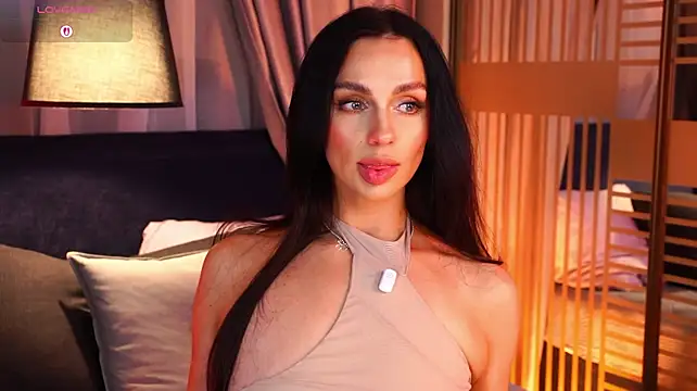 LunaNight stripchat live cam model