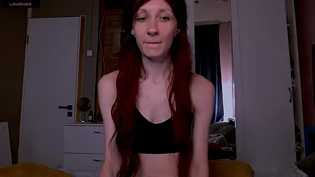 bzzz_bzzz stripchat live cam model