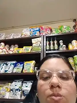 BethaXXX stripchat live cam model