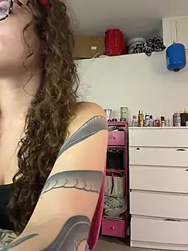 ladyturtle stripchat live cam model