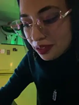 Chuchii05 stripchat live cam model