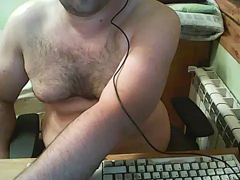 BENDER_50000 stripchat live cam model
