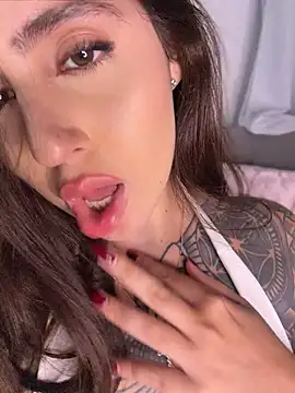 Im_Anto stripchat live cam model