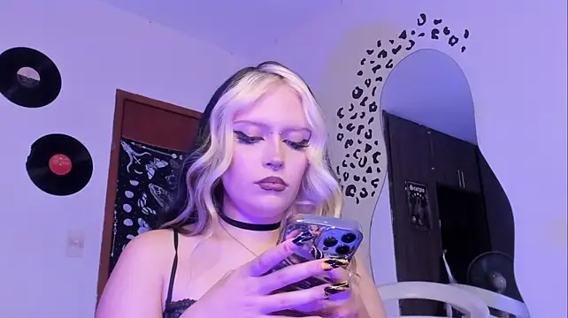 scorpiogoddess stripchat live cam model
