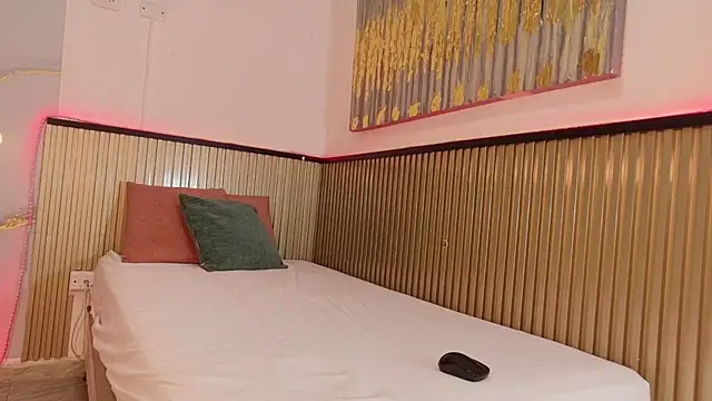 _anais_rose_ stripchat live cam model