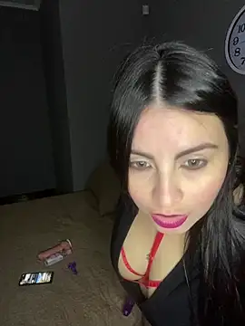 carolinaber stripchat live cam model