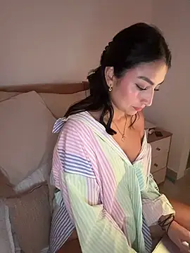 Gia_Ferh stripchat live cam model