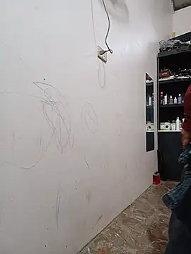 Linda-yiyi stripchat live cam model