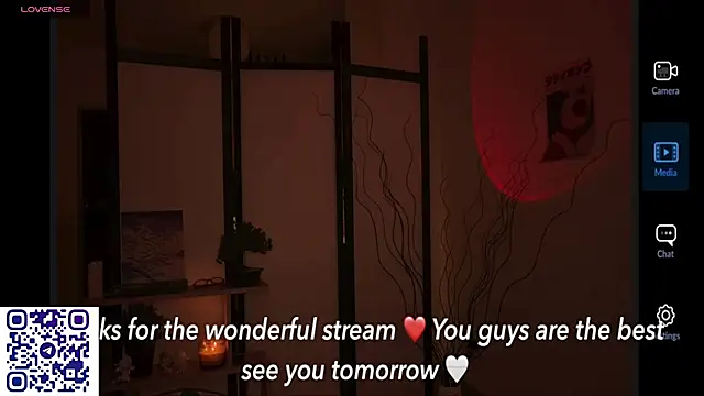 secrettape stripchat live cam model