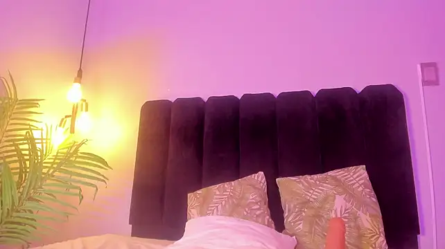 PeytonRouse1 stripchat live cam model