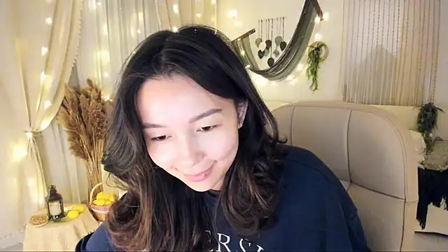AgnieszkaBanana stripchat live cam model