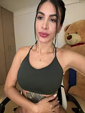 mckenzieklein stripchat live cam model