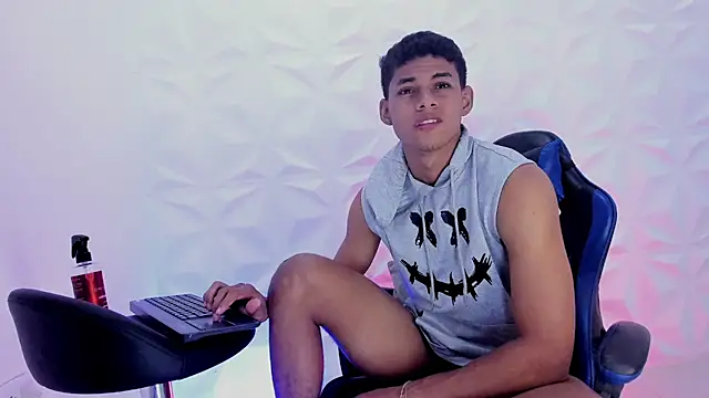 deivid_bigcock1 stripchat live cam model