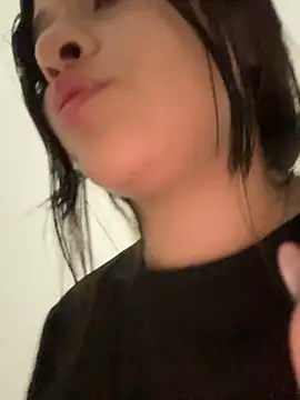 Haru_Ozk stripchat live cam model