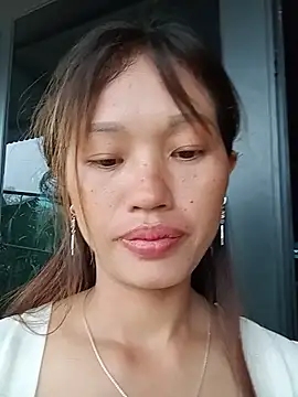 gogo-min stripchat live cam model