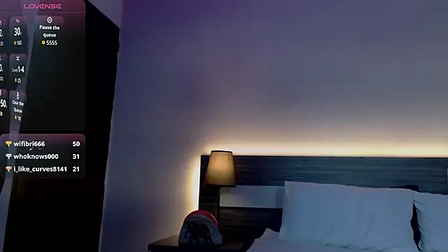 ValentinaGreyy stripchat live cam model