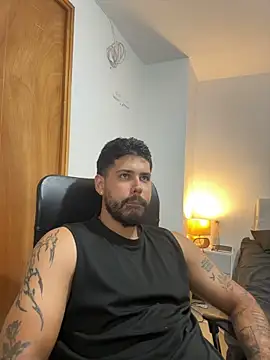 justin-tate stripchat live cam model