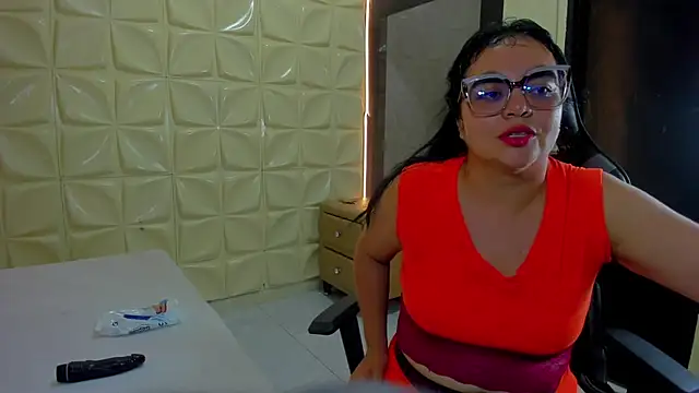 megan_glenda stripchat live cam model