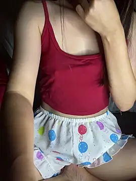 babyy-girl2k stripchat live cam model