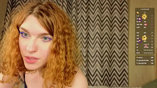 CowSaysMoon stripchat live cam model