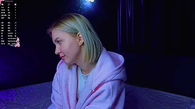 Eva_kiki stripchat live cam model