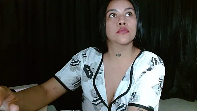 lovemee_30 stripchat live cam model