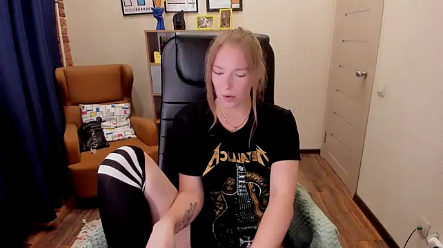 _fiona_Love stripchat live cam model