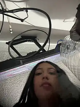KatianPierce stripchat live cam model